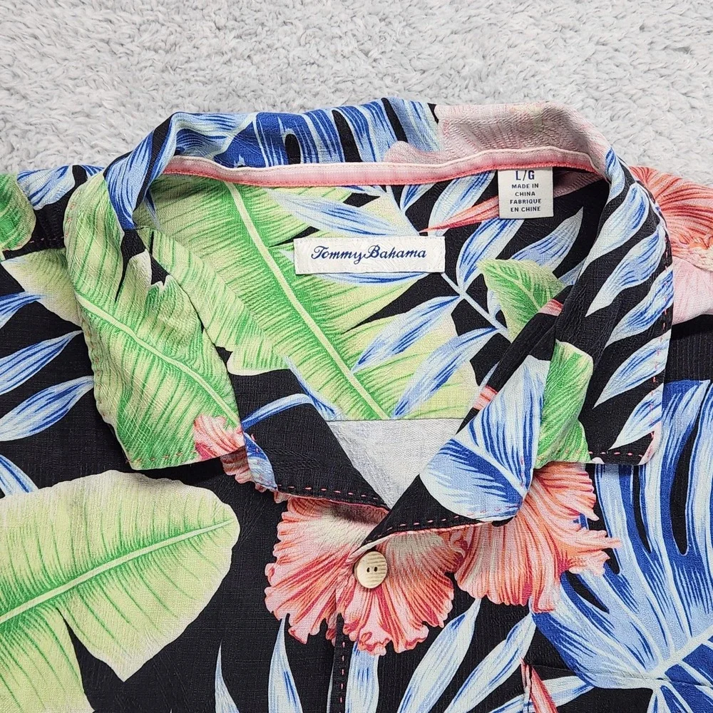 Tommy Bahama Silk Shirt Mens Large Tropical Floral Hawaiian Button Up Black - Picture 3 of 12